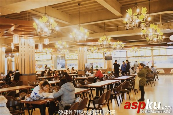 英雄聯盟,大學,食堂