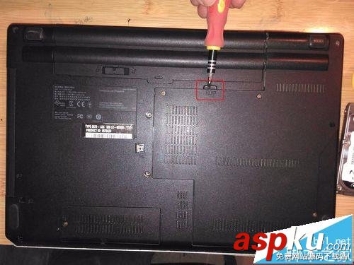 thinkpad e40筆記本怎么拆機更換硬盤? thinkpad,thinkpade40,硬盤