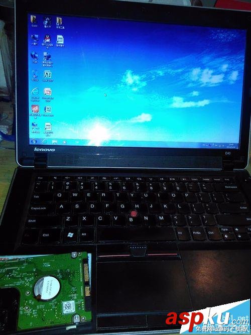 thinkpad e40筆記本怎么拆機更換硬盤? thinkpad,thinkpade40,硬盤