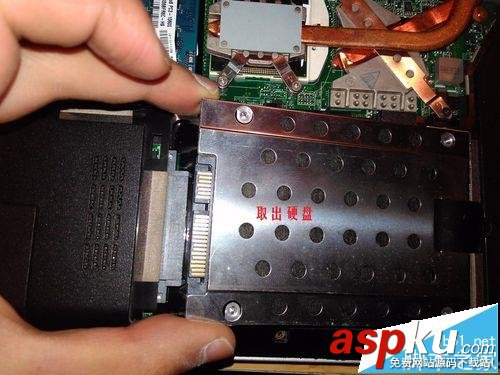 thinkpad e40筆記本怎么拆機更換硬盤? thinkpad,thinkpade40,硬盤