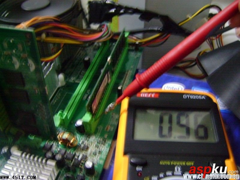 映泰,內存供電偏高