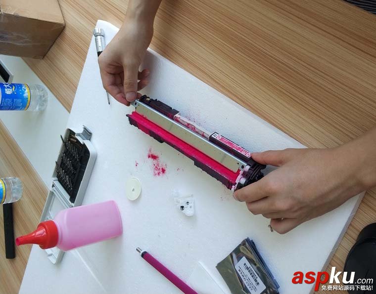 惠普HP FP M177打印機(jī)怎么更換墨粉? 惠普,打印機(jī),墨粉