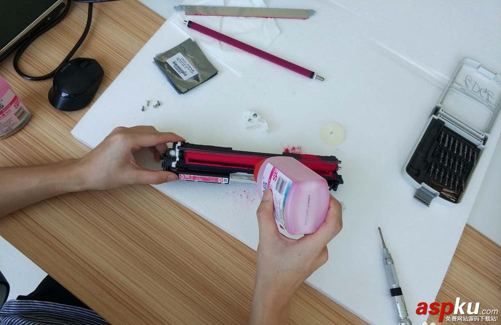 惠普HP FP M177打印機(jī)怎么更換墨粉? 惠普,打印機(jī),墨粉