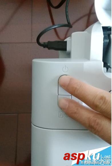 打印機(jī)黃色燈閃亮并報(bào)警怎該怎么修復(fù)? 打印機(jī),報(bào)警