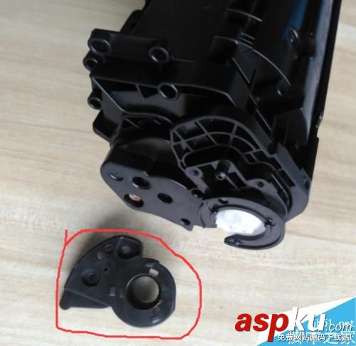 HP 2612A硒鼓加墨粉圖文教程 HP2612A,加墨粉