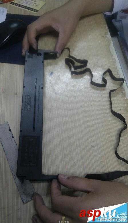 針式打印機怎么更換色帶芯? 打印機色帶芯安裝圖解 色帶芯安裝圖解,針式打印機更換色帶