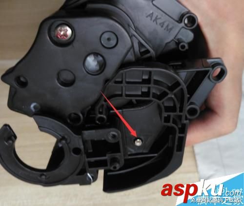 HP 2612A硒鼓加墨粉圖文教程 HP2612A,加墨粉