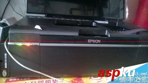 愛(ài)普生r330墨水燈亮,愛(ài)普生r330亮紅燈,r330墨水燈常亮,愛(ài)普生打