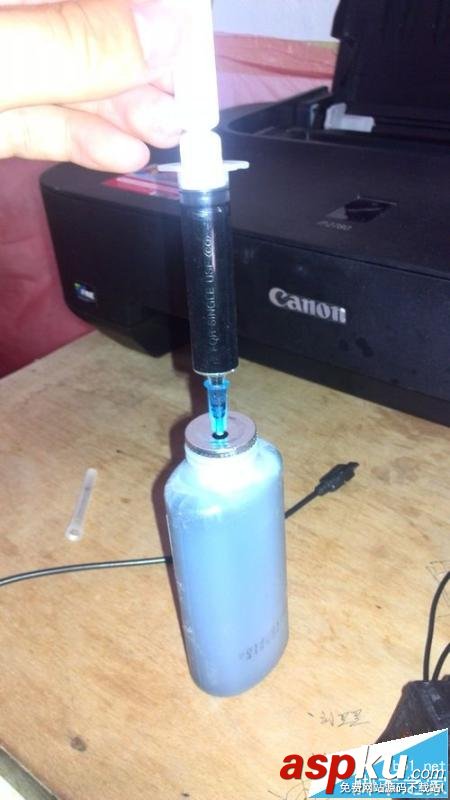 佳能815打印機怎么加墨? 佳能815黑色墨盒加墨流程 佳能815打印機,加墨