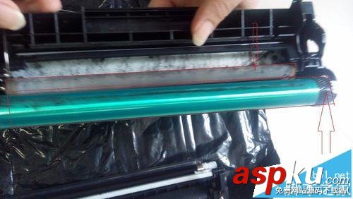 惠普打印機怎么給2612a硒鼓加粉? 惠普打印機,2612a,硒鼓加粉