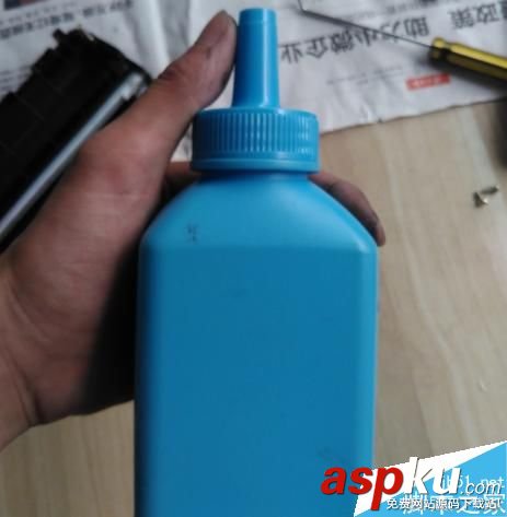 HP 2612A硒鼓加墨粉圖文教程 HP2612A,加墨粉