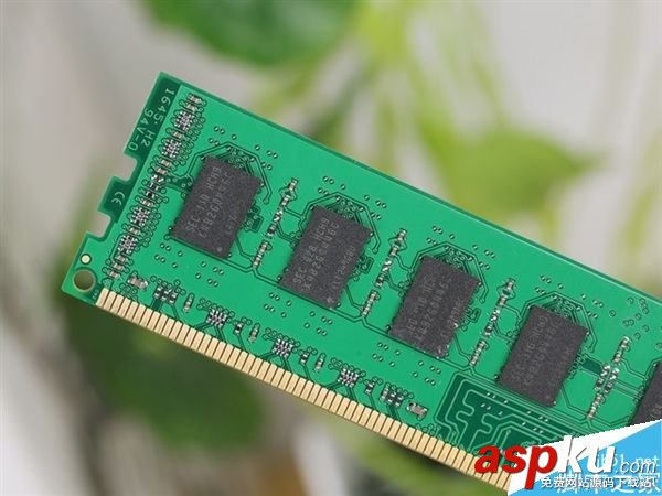 4GB,內(nèi)存