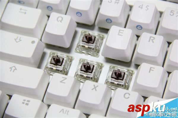 IKBC時光機機械鍵盤F-RGB開箱圖賞:加入RGB背光燈效 機械鍵盤,時光機