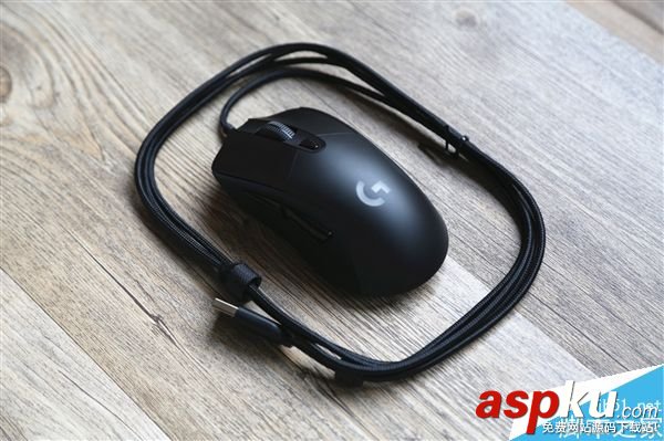 羅技有線版G403游戲鼠標圖賞:支持1680萬色RGB燈光 羅技,游戲,鼠標