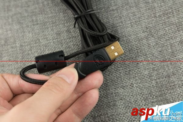激光鼠標(biāo),電競鼠標(biāo),QPAD8K