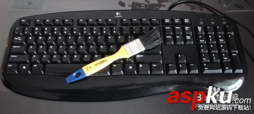 電腦鍵盤如何清理 怎樣清理電腦的鍵盤 清理,電腦鍵盤