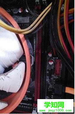 xp電腦開機后進不了系統是怎么回事