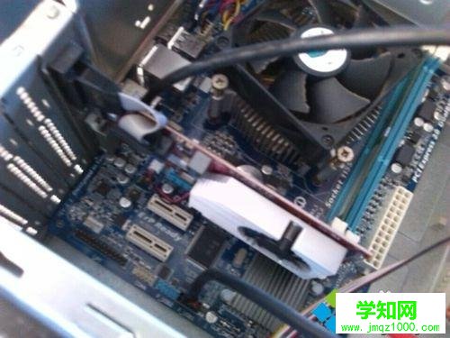 臺式電腦主板壞了如何更換