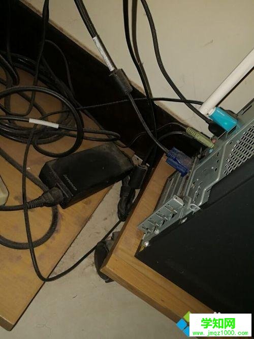 電腦為什么會自動重啟？電腦自動啟動的解決方法