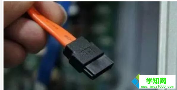 電腦安裝固態硬盤的詳細步驟2