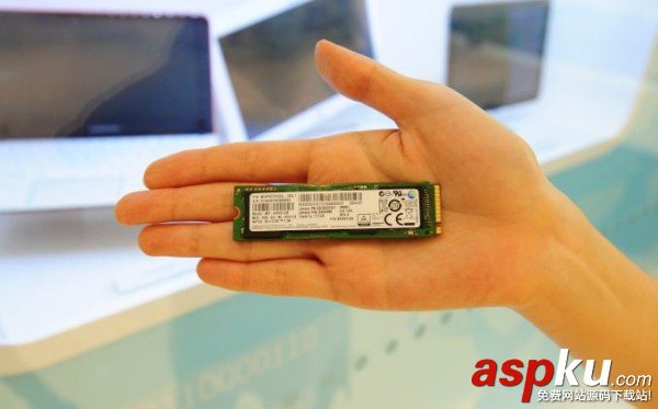 三星固態(tài)硬盤(pán)SM951發(fā)布 速度突破2GB/s 三星SM951,固態(tài)硬盤(pán),三星固態(tài)硬盤(pán)