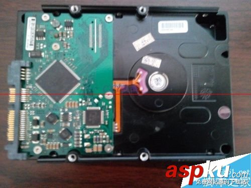 從外觀到內部簡單的了解硬盤 移動硬盤拆解過程 硬盤內部結構,移動硬盤內部結構,希捷移動硬盤拆解,移動硬盤拆解