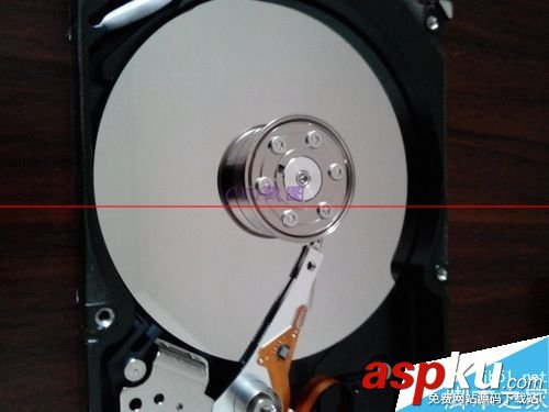 從外觀到內部簡單的了解硬盤 移動硬盤拆解過程 硬盤內部結構,移動硬盤內部結構,希捷移動硬盤拆解,移動硬盤拆解