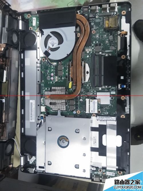 筆記本怎么安裝固態硬盤同時保留機械硬盤