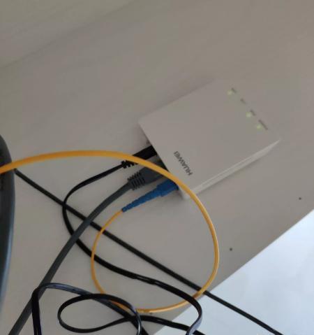 寬帶“貓”在門口,想把路由器搬到臥室怎么辦呢?