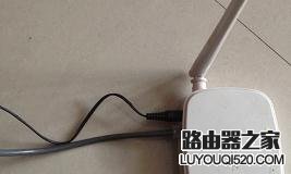 兩個不同的路由器怎么連接