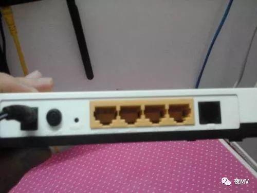 無線路由器怎么恢復出廠設置