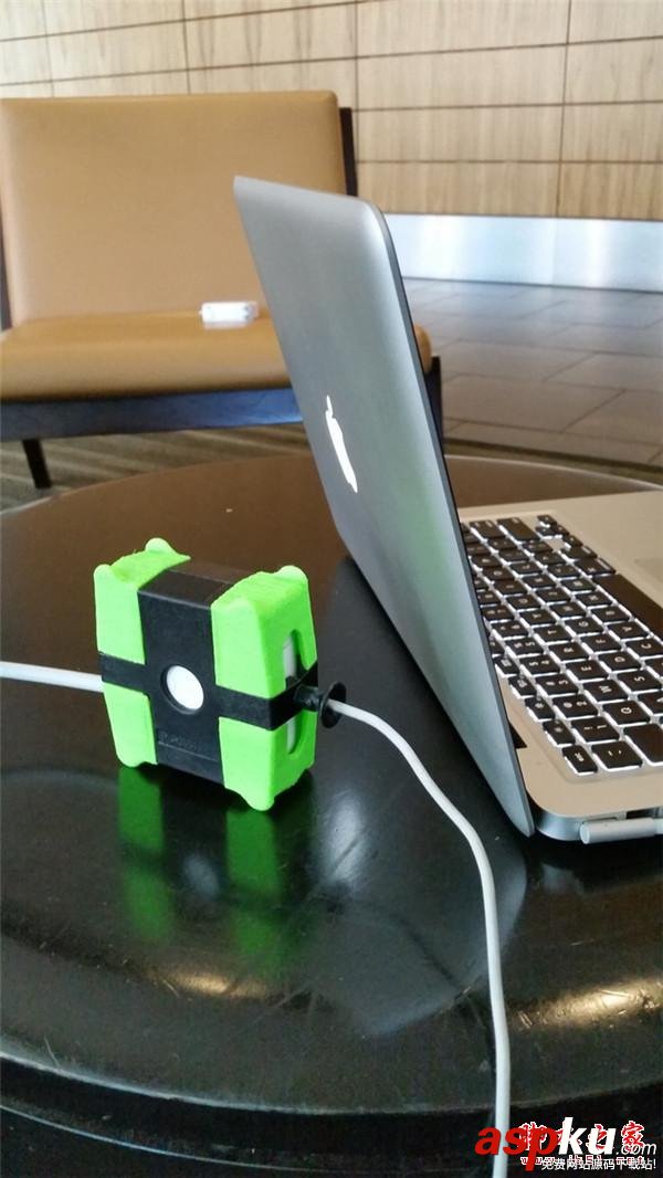 MacBook,充電器