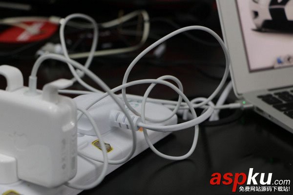 蘋果Macbook,蘋果Mac,變壓器