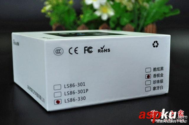 裝上墻壁的無線路由器 墻壁式無線路由 LS86-330 體驗 無線路由器,LS86-330