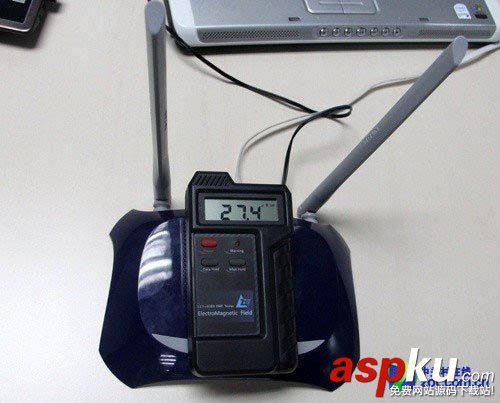 手機與路由器哪個輻射大?無線路由器輻射到底多大? 手機,路由器,輻射