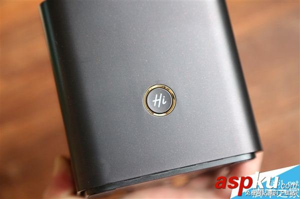 榮耀路由Pro游戲版開箱圖賞:支持騰訊定制TGP加速 榮耀路由Pro,游戲版