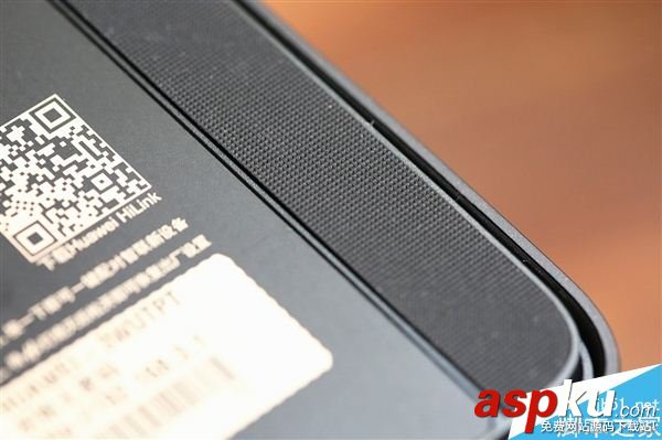 榮耀路由Pro游戲版開箱圖賞:支持騰訊定制TGP加速 榮耀路由Pro,游戲版