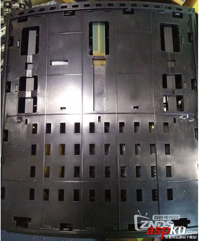 斐訊K3路由器內(nèi)部做工如何?斐訊K3路由器拆解圖評(píng)測(cè) 斐訊K3,斐訊K3路由器,斐訊K3拆解,斐訊K3評(píng)測(cè)