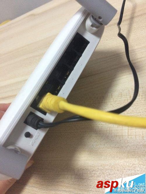 mercury mw300r路由器怎么設(shè)置使用? 路由器