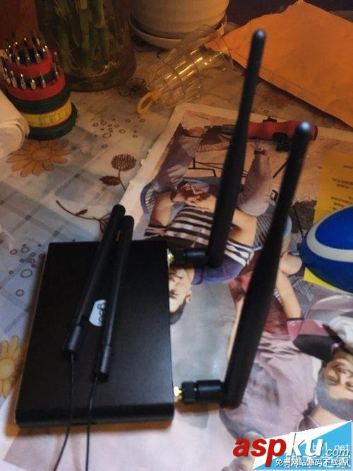 無線路由器怎么換天線? 無線路由改裝SMA天線接口的教程 路由器,SMA接口