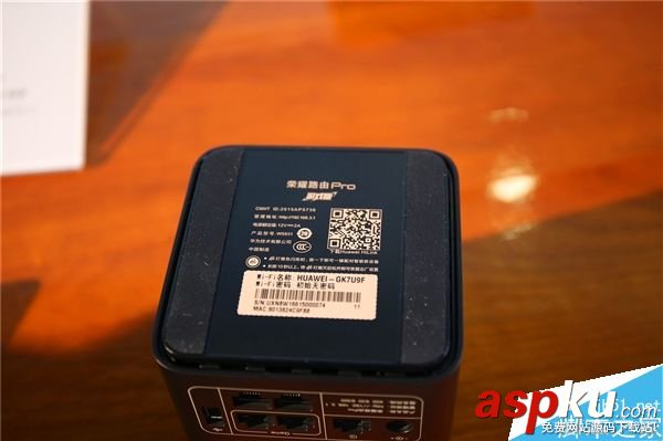 榮耀路由Pro游戲版現場圖賞:428元/網游神器 榮耀路由Pro,游戲版