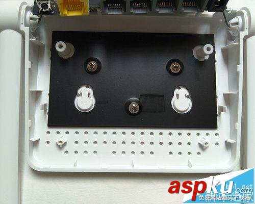 360路由器P1該怎么拆解? 360p1拆解圖文教程 路由器P1,360路由器