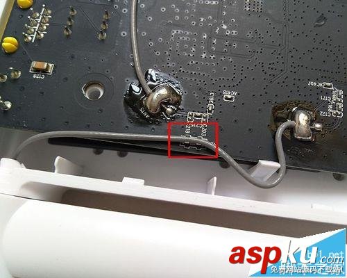 360路由器P1該怎么拆解? 360p1拆解圖文教程 路由器P1,360路由器