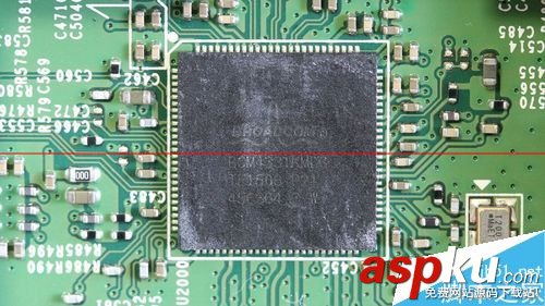 網(wǎng)件R6400路由器怎么樣？R6400拆解與內(nèi)部結(jié)構(gòu)評測