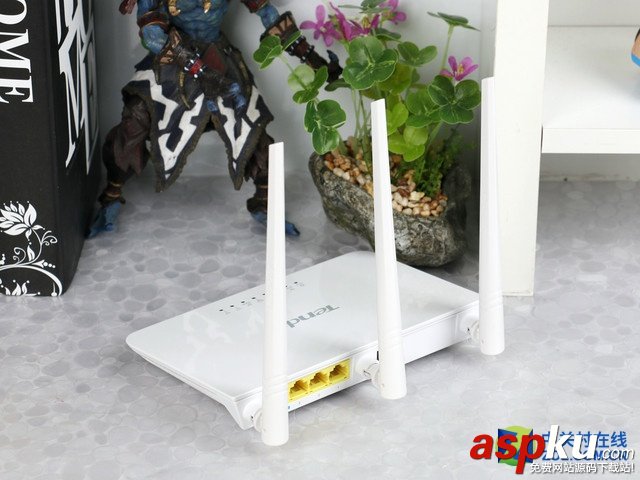 3天線WiFi＂小白＂ 騰達F3無線路由器賞析