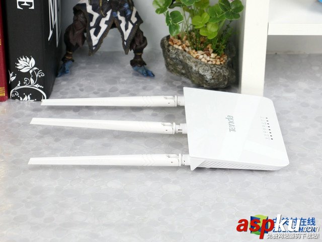 3天線WiFi＂小白＂ 騰達F3無線路由器賞析