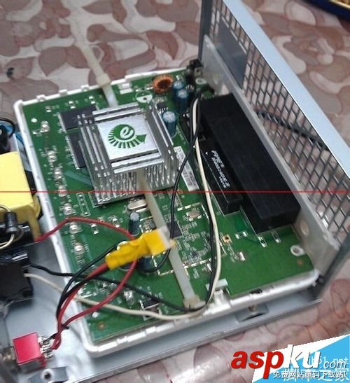 夏天無線路由器總是掉線該怎么辦？讓無線路由器不在掉線的技巧