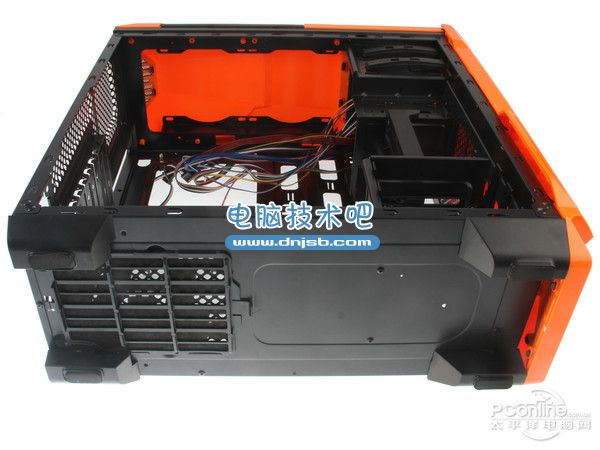 鑫谷戰(zhàn)艦EVO底部