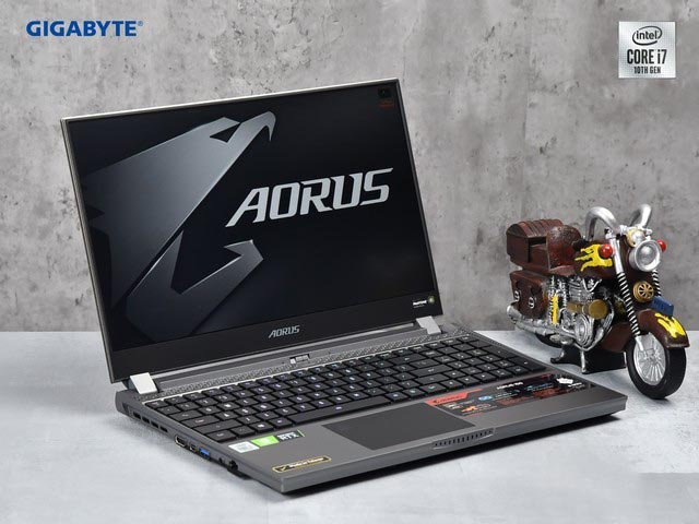 首款8核i7處理器 技嘉AORUS 15G游戲本評測 