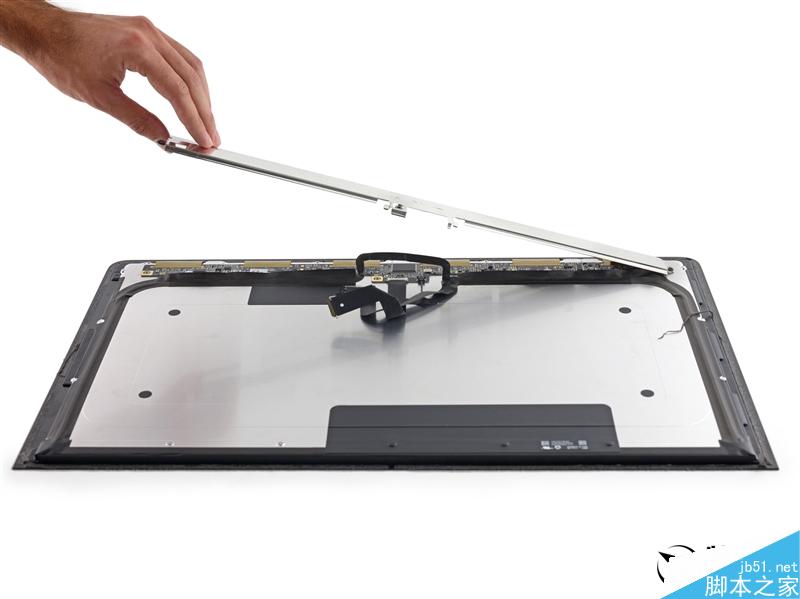 4K 21.5寸iMac完全拆解：終極大悲劇！